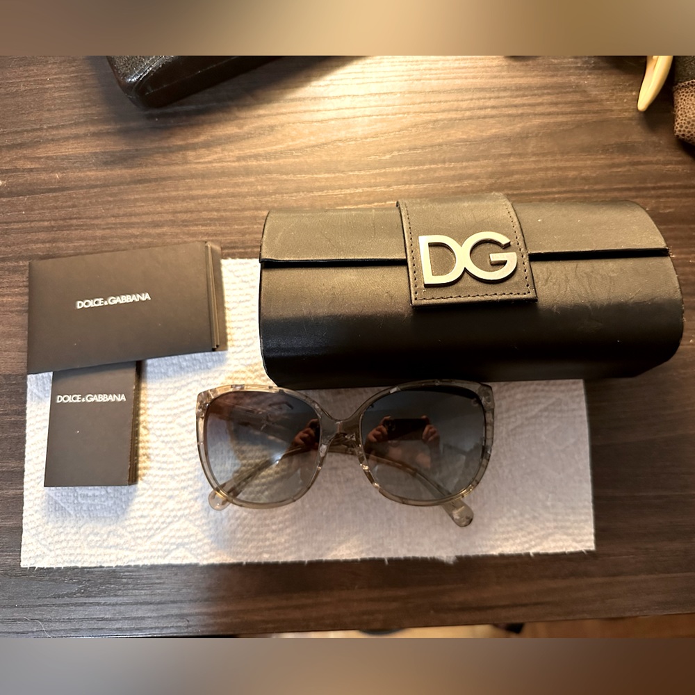 Dolce & Gabbana Sunglasses with Original Case - Pre-owned Clear Lenses